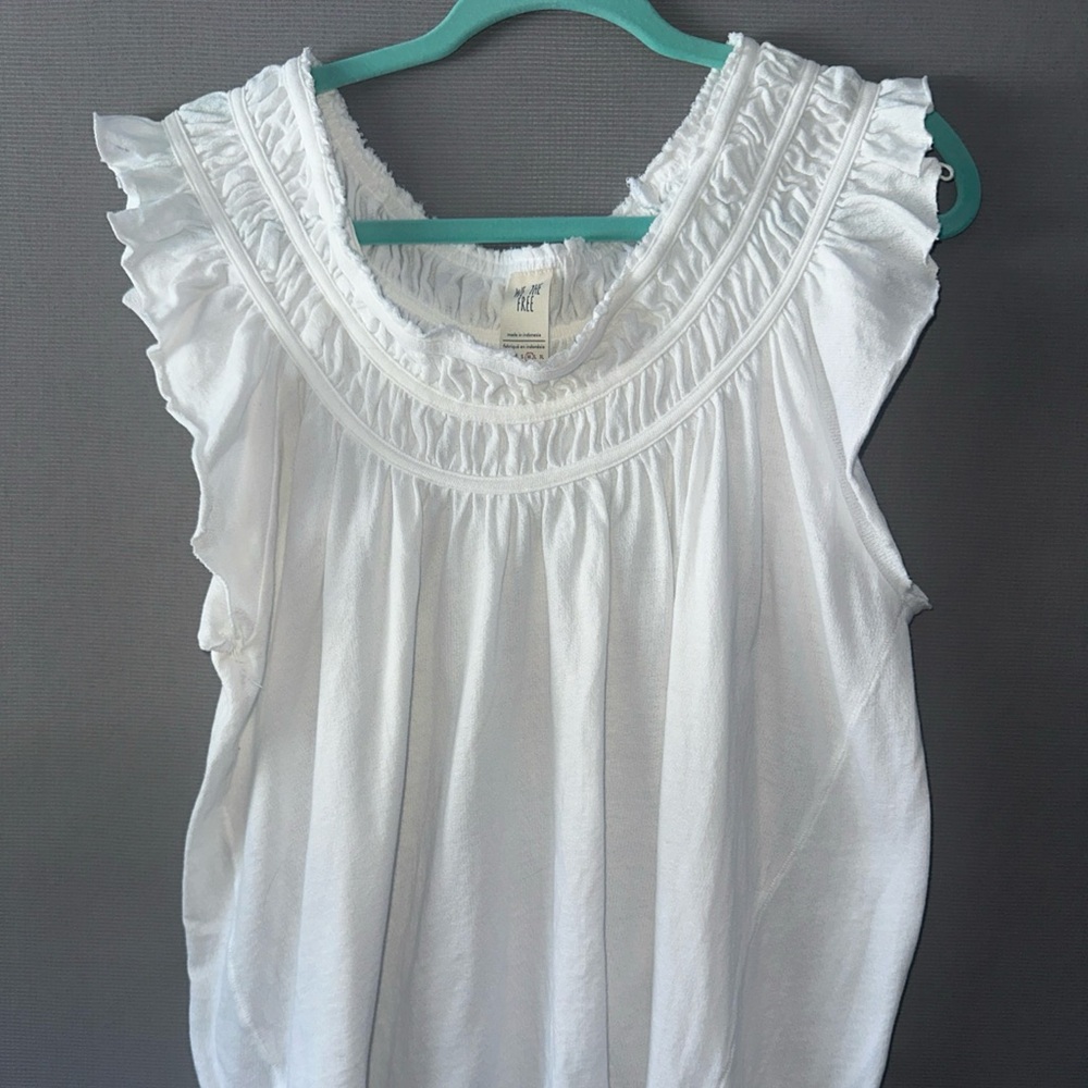 Free People White Ruffle Cap-Sleeve Cotton Camisole sleeveless shirt size M